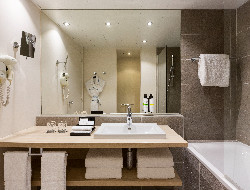 OLEVENE image - Classic room - Bathroom ©Arnaud Laplanche-